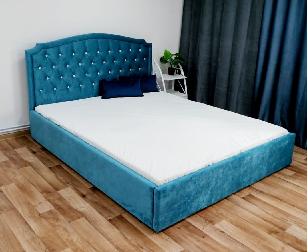 Мягкая кровать "Валенсия"
